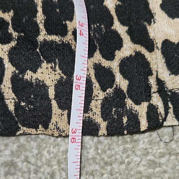 Plus size Chic Animal Print Mid sleeve V-Neck Dress size XL New with Tags - Picture 8 of 9